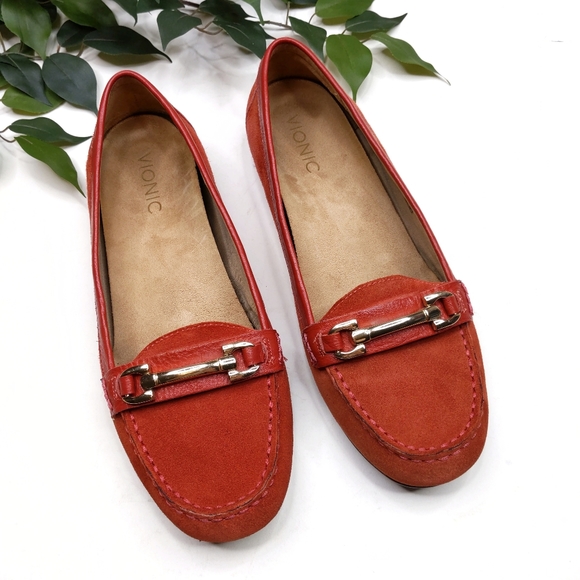 vionic red shoes